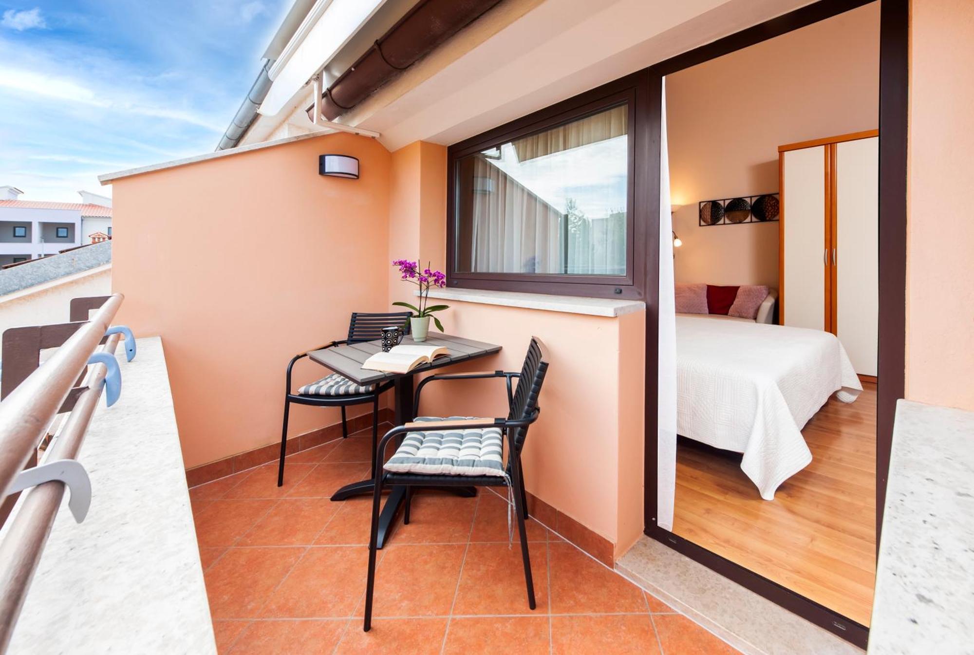 Apartments Villa Brigita Rovigno Esterno foto